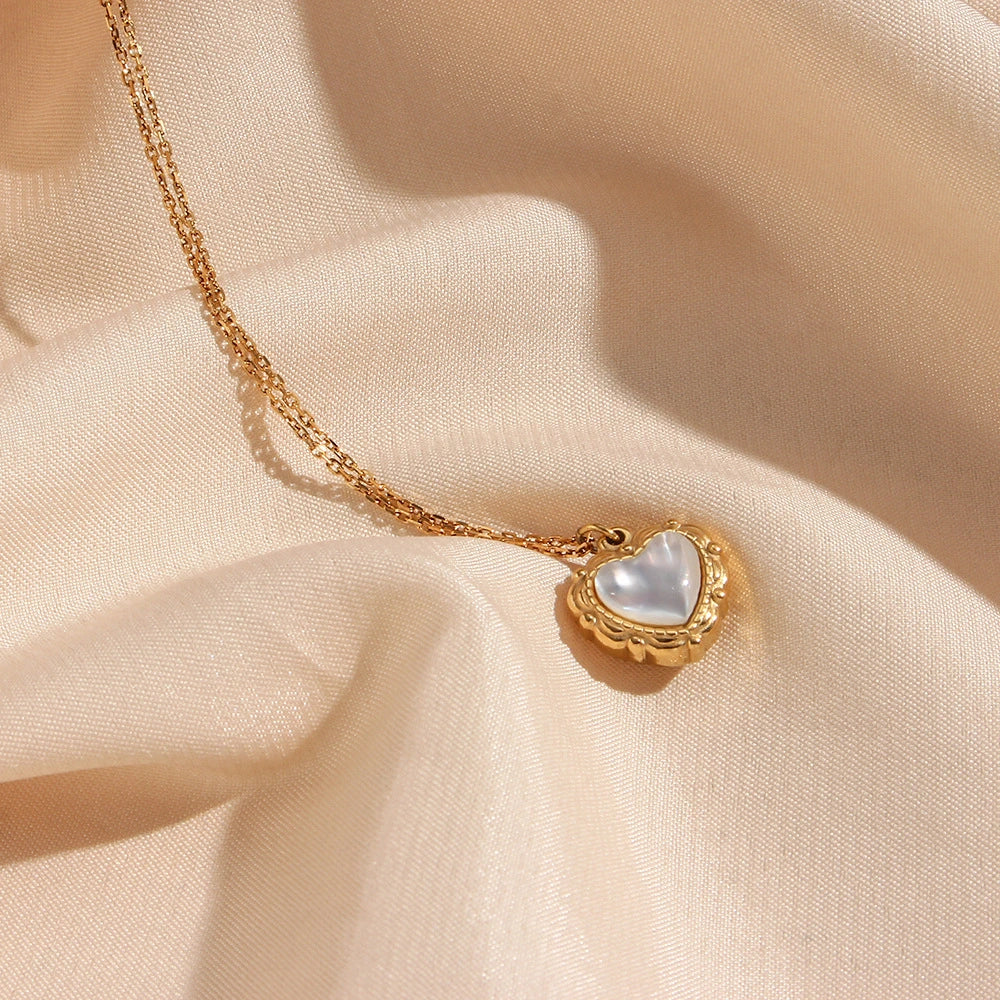 High Grade Love Light Gold Necklace supplier gallery image 4