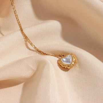 High Grade Love Light Gold Necklace supplier gallery image 4