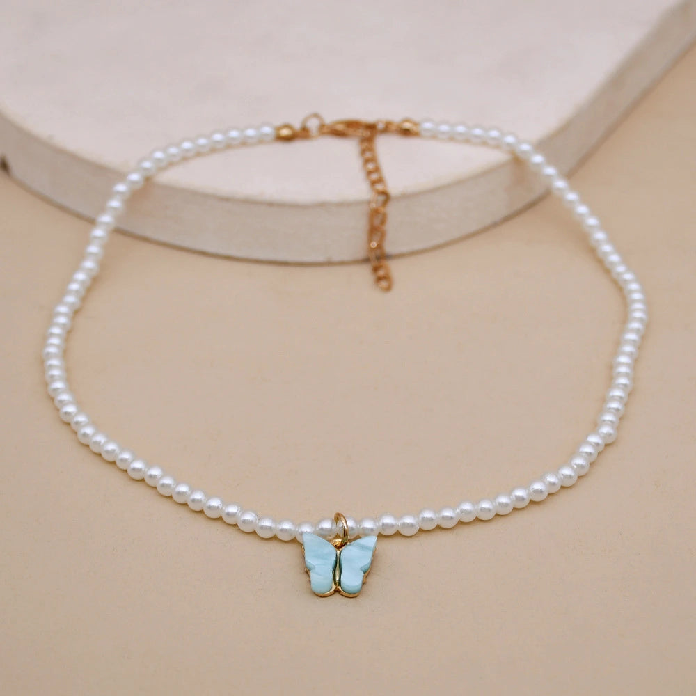 Elegant White Pearl Choker Small Necklace supplier gallery image 10