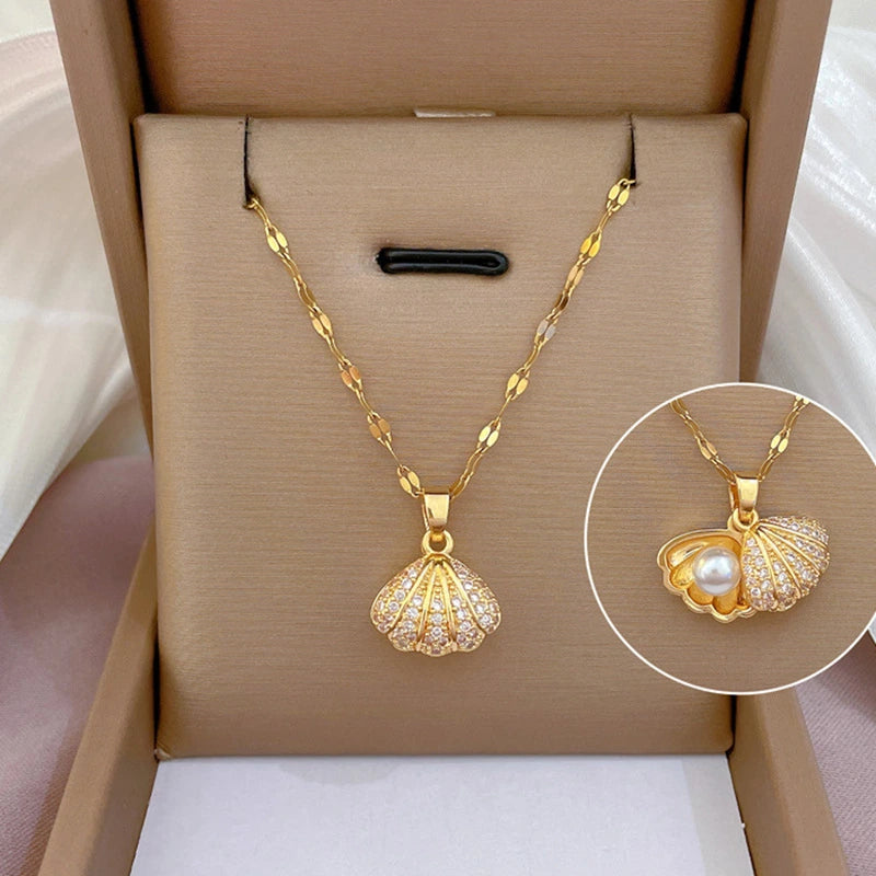 Shell Pearl Rhinestones Personality Necklace supplier gallery image 2