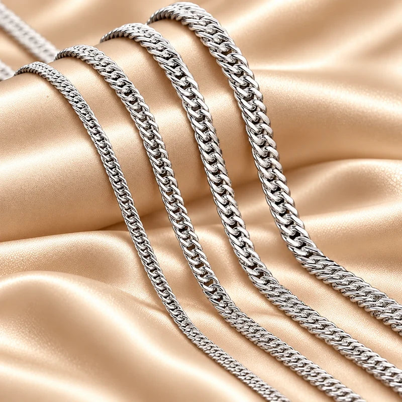 Generated concept artwork for Pure Silver Cuban Chain; illustrative only, not an exact product photograph